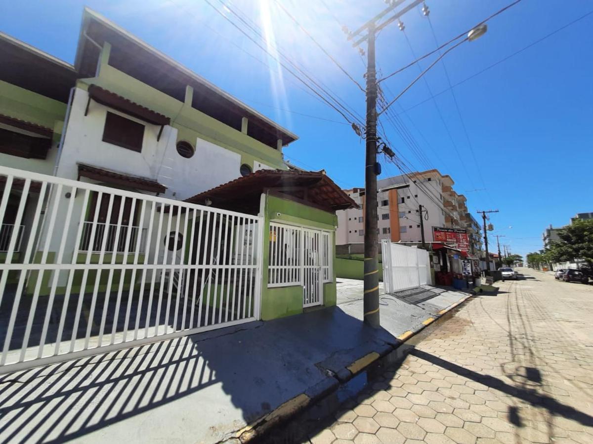 TF09) 10 Acarajé - Praia Grande - Ubatuba Bagian luar foto